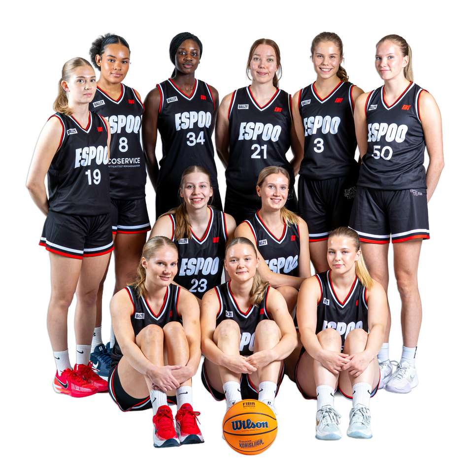 11 koripalloilijaa joukkuekuvassa yllään Espoo Basket Teamin peliasut